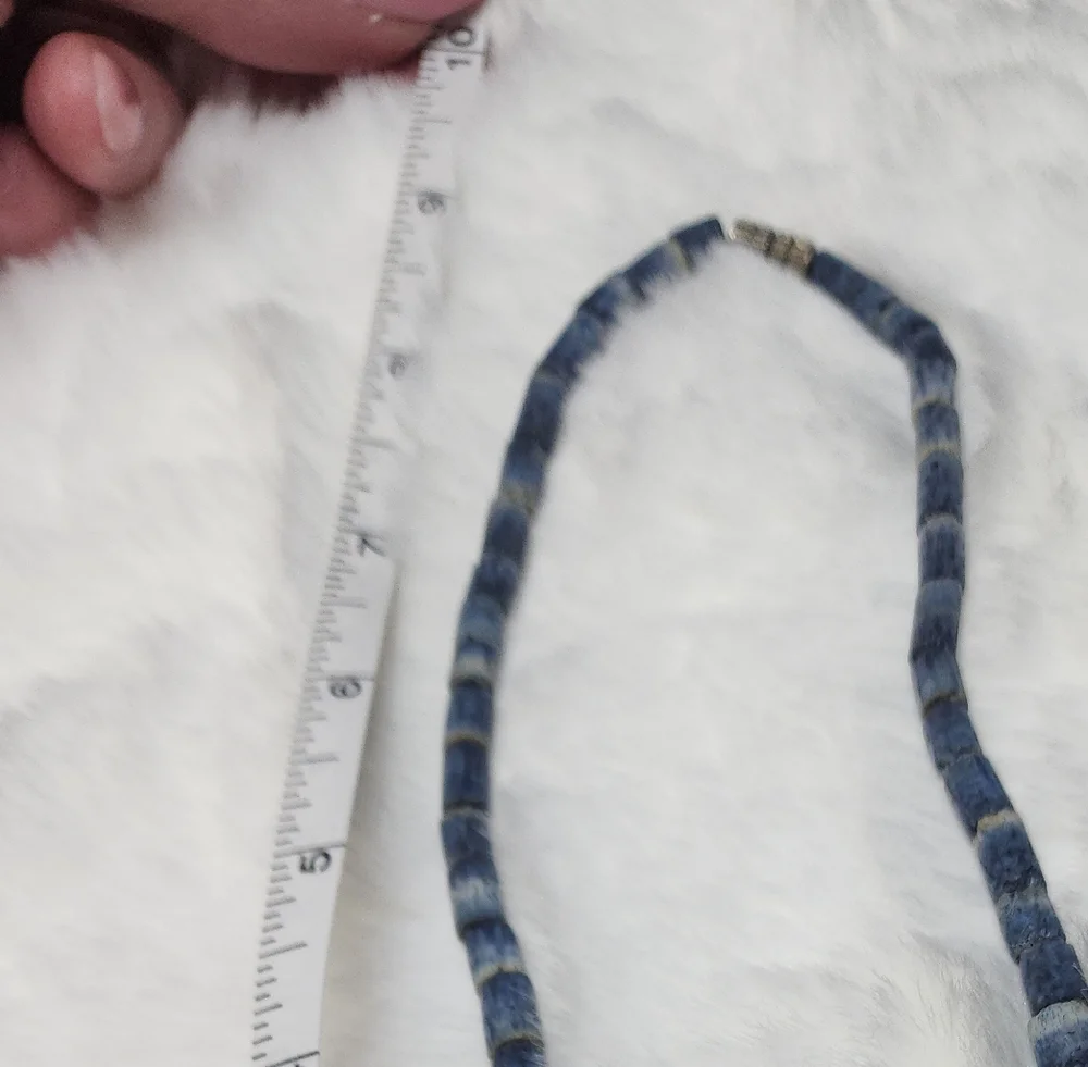 Antique Blue Coral and Shell Beaded Necklace - Picture 4 of 7